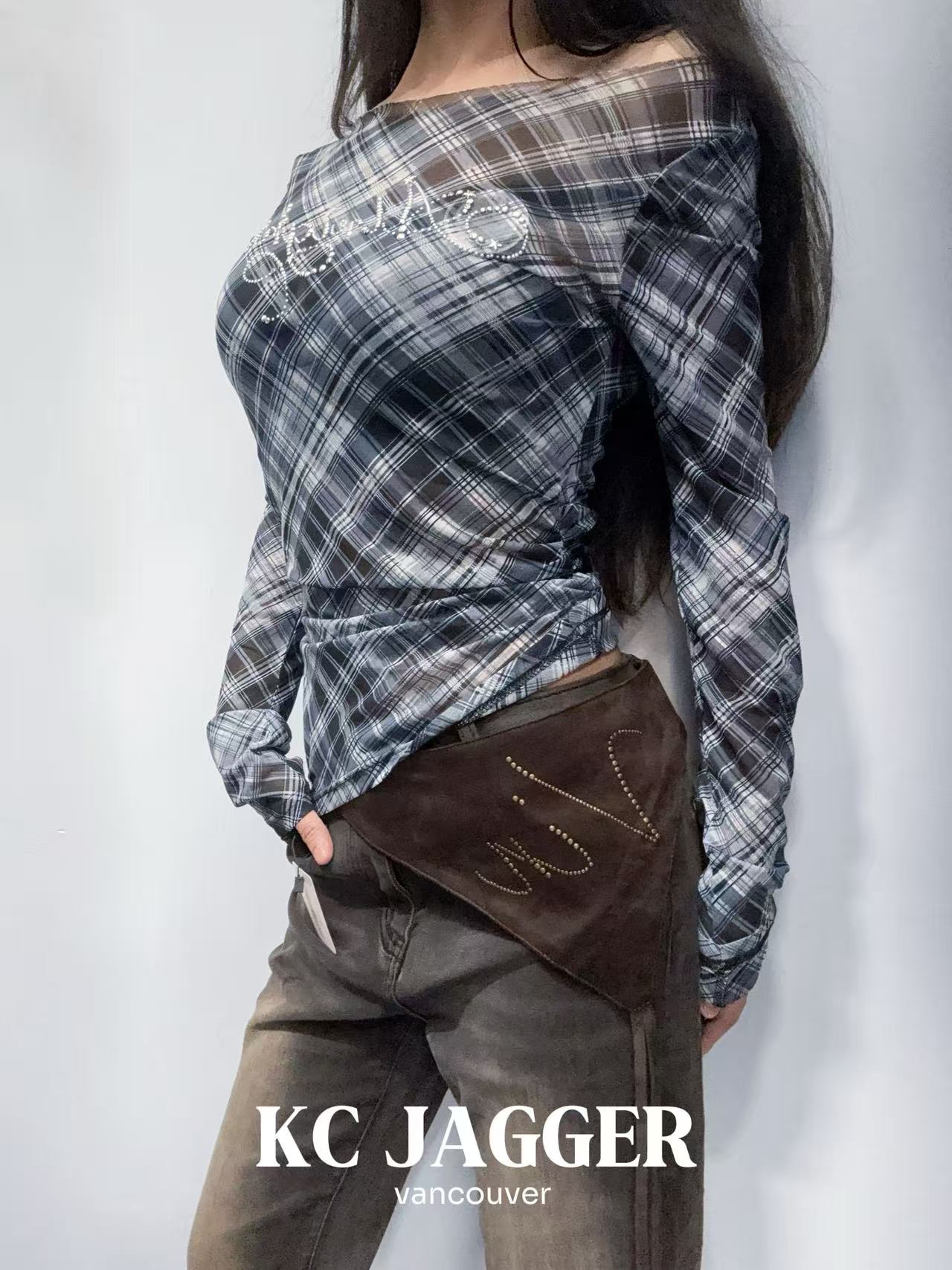 KC JAGGER Pearl Quilted Off-Shoulder Top