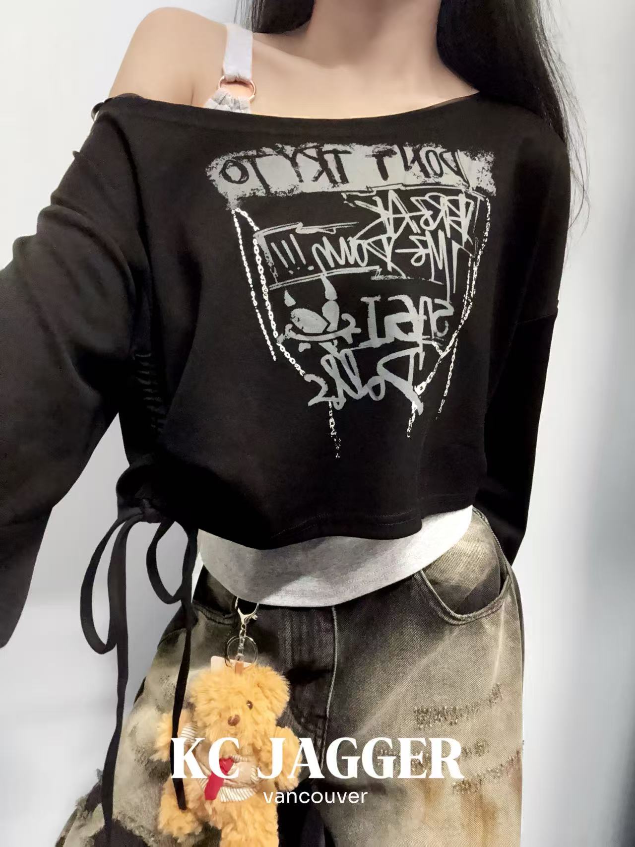 KC JAGGER Letter Graffiti Two-Piece Top Set