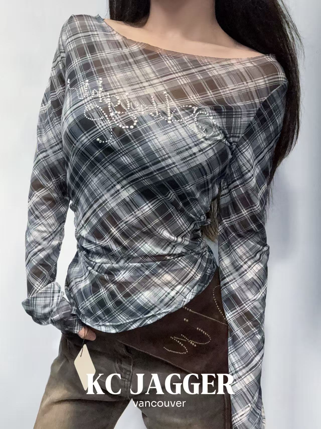 KC JAGGER Pearl Quilted Off-Shoulder Top