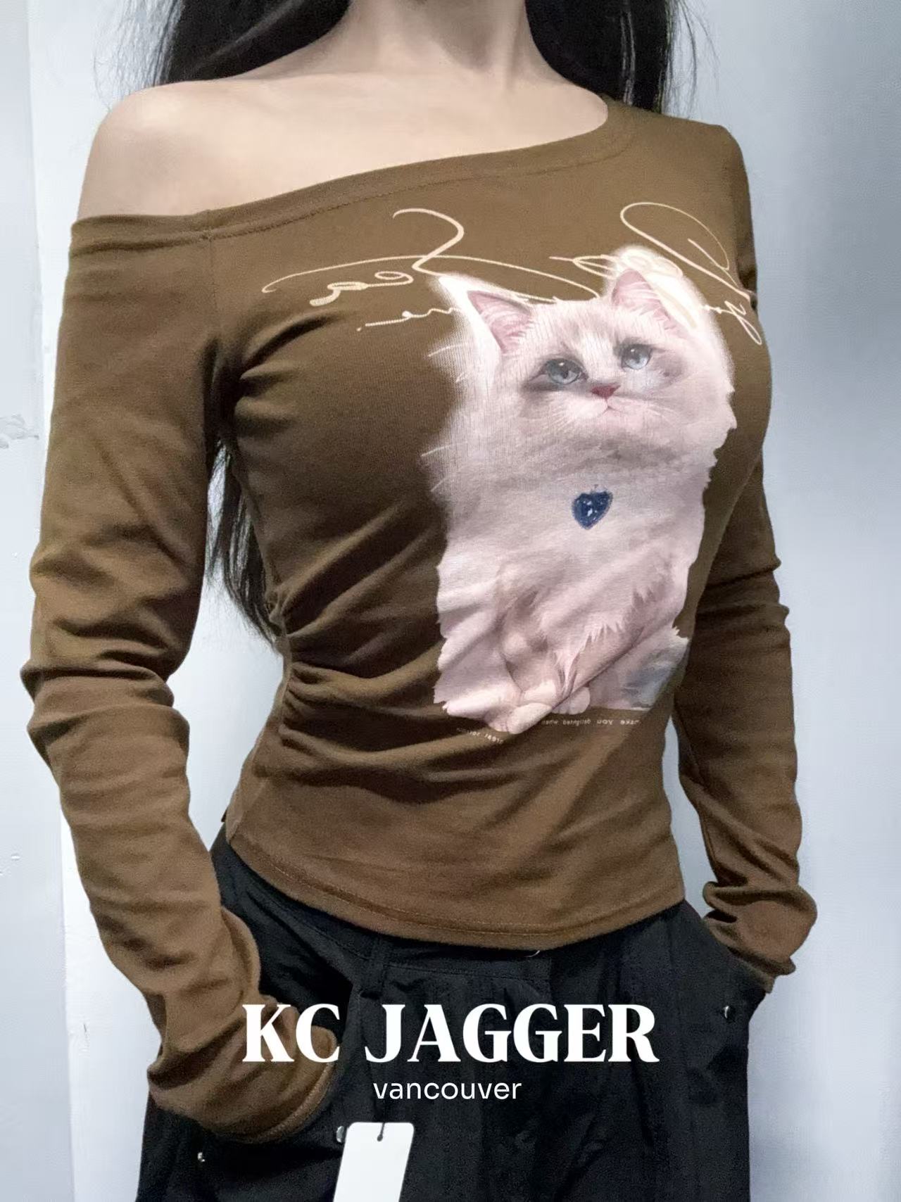 KC JAGGER Cat Print One-Shoulder Top