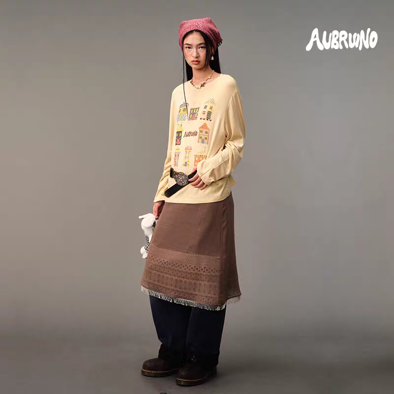 AUBRWNO 钉珠手绘童趣印花小房子长袖T恤 qq