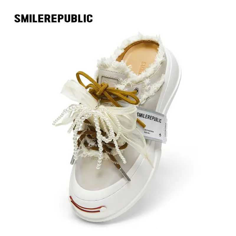 Smilerepublic 半拖鞋 qq