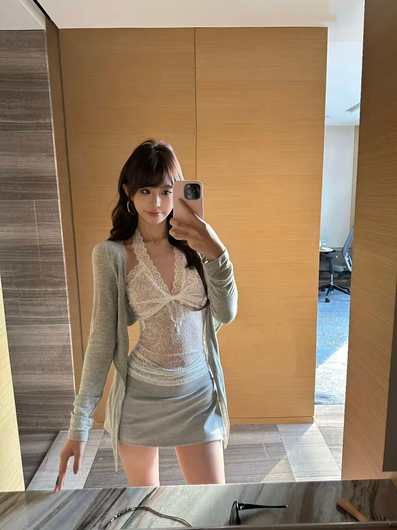 Jqwention Lace Two-in-One Knit Top — Gray