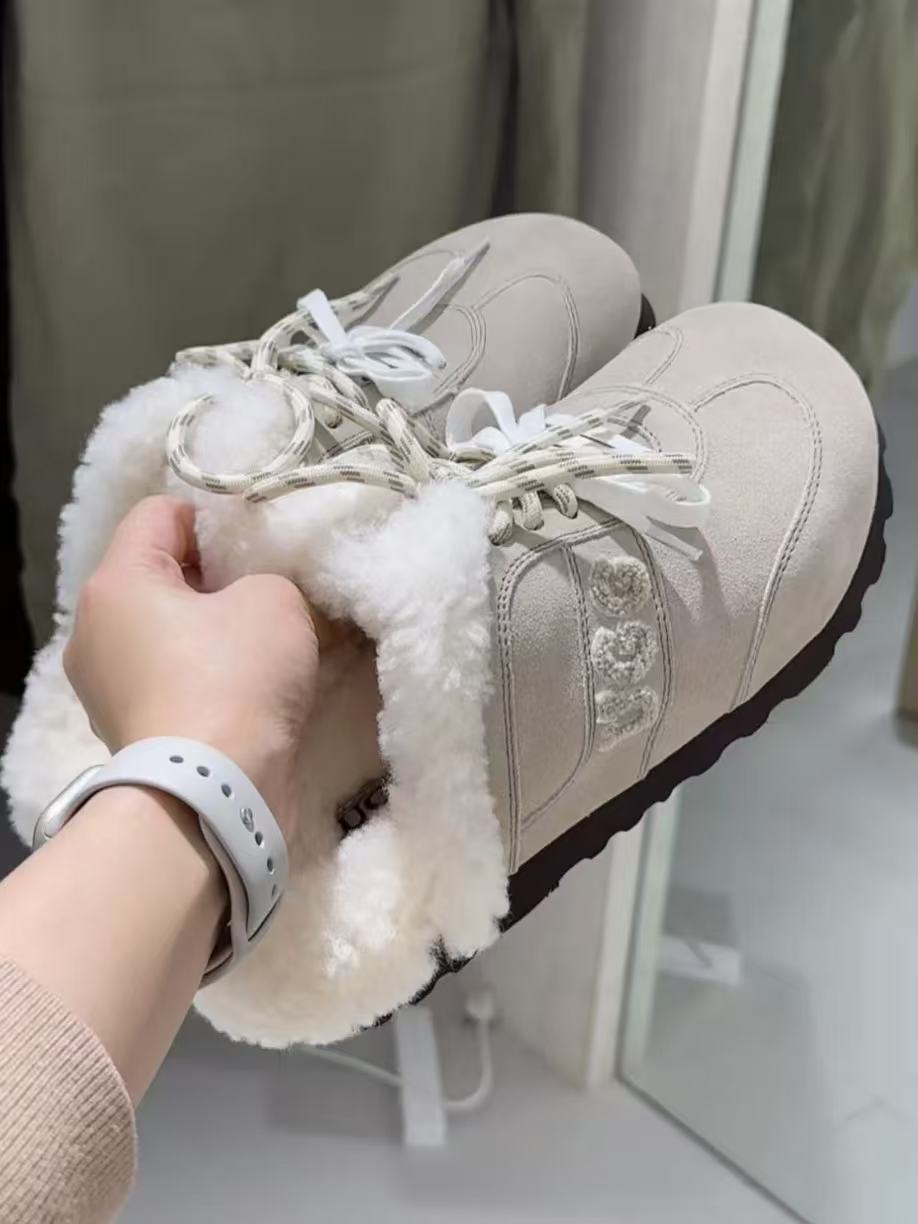 UGG OZWEAR Fuzzy Birken Slippers