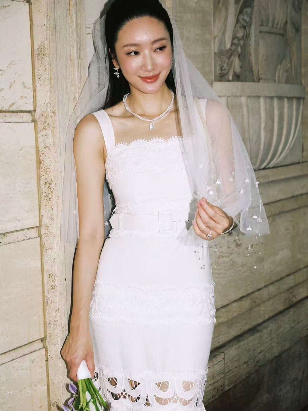 Hefang Moonlight Feather Necklace & Earrings